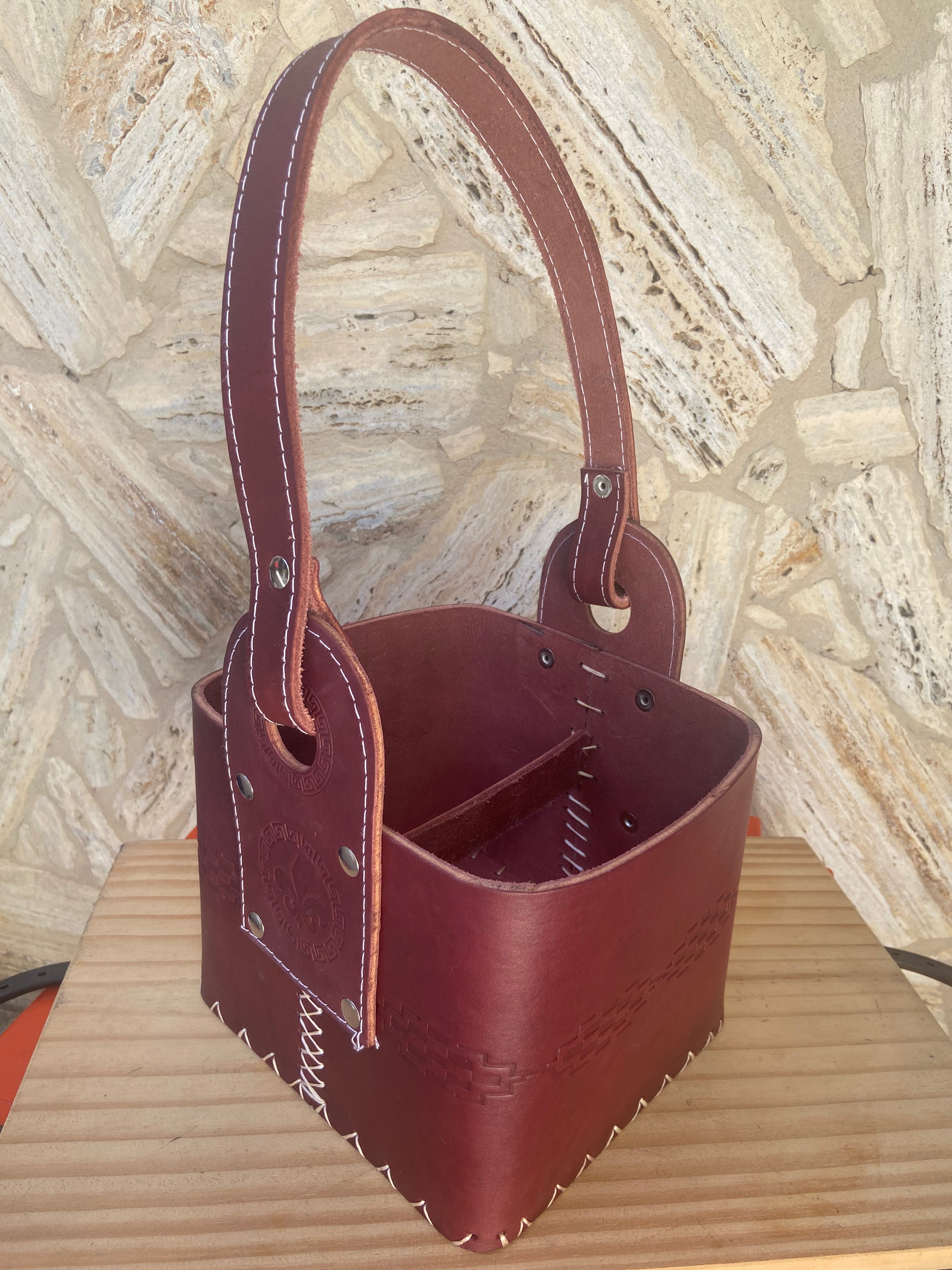 Canasta Premium Cuero Color Borravino