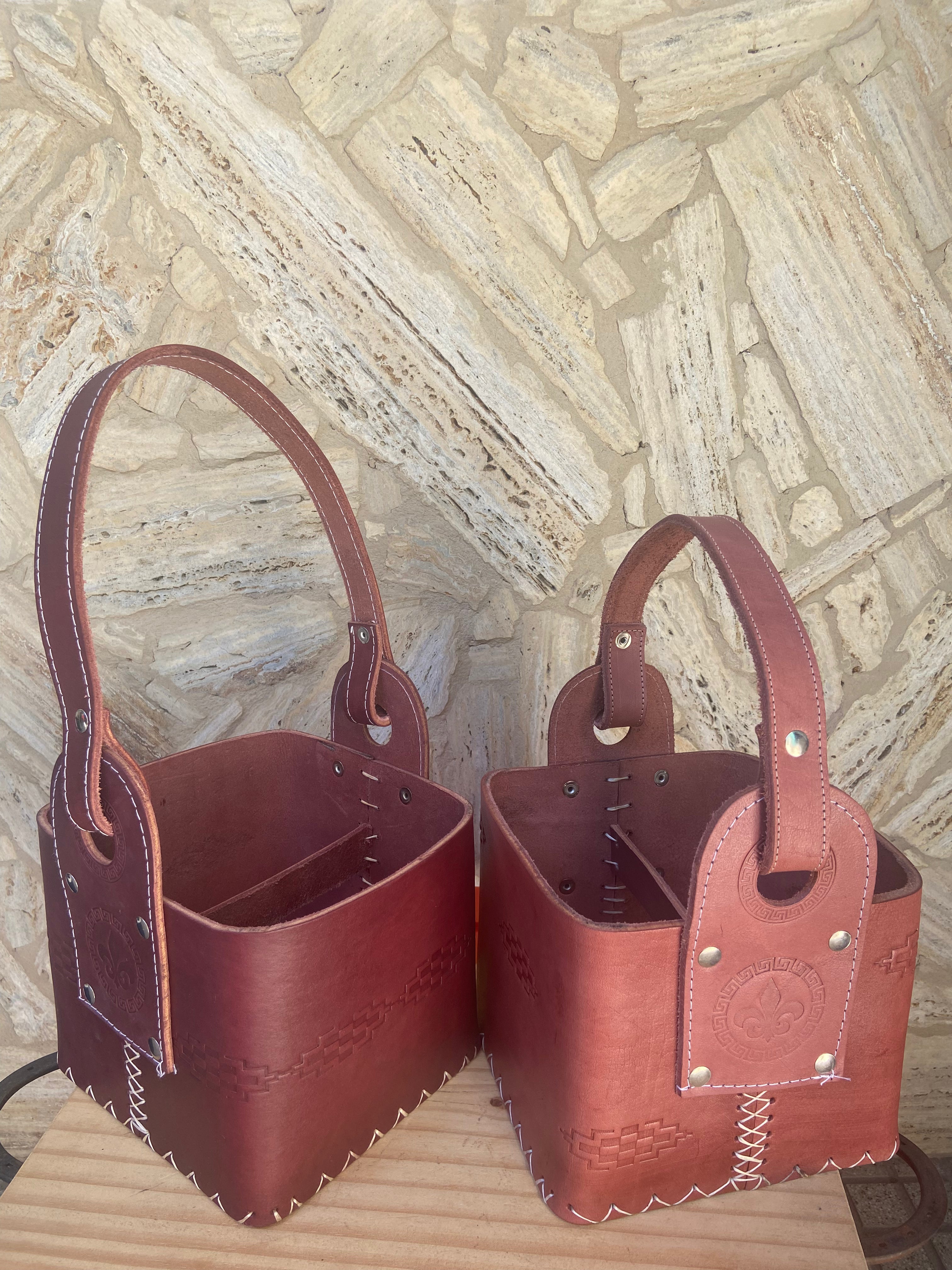 Canasta Premium Cuero Color Roja