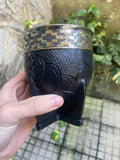Mate Imperial Repujado Color Negro Diseño Pampa